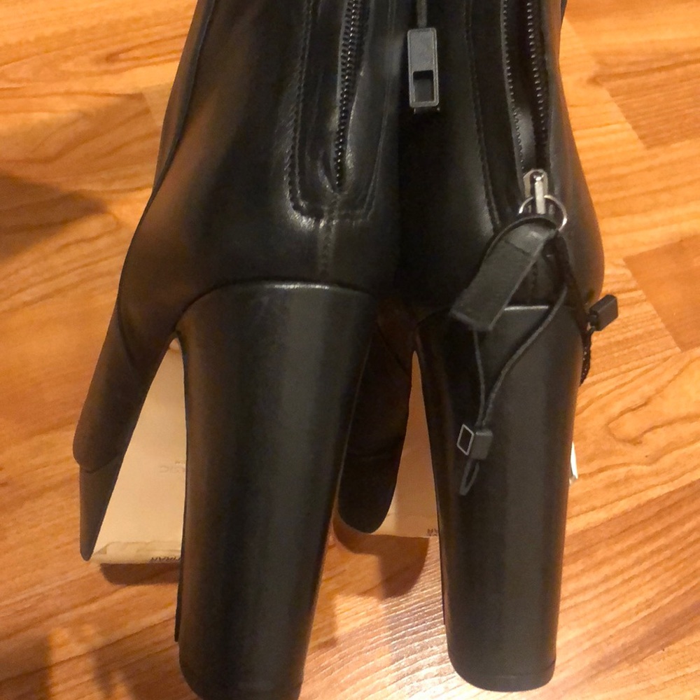 ZARA black leather bootie - Picture 3 of 5